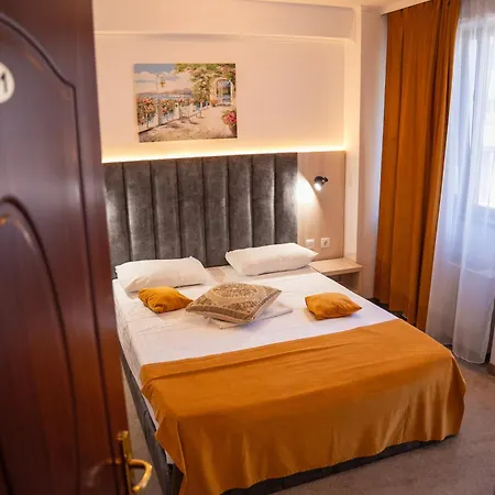 Cantemir 3* 부쿠레슈티